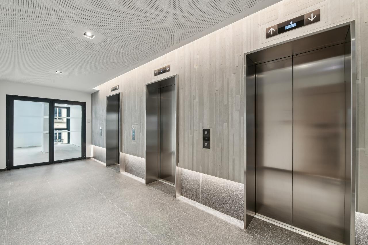 Bureau Paris 2482m² Location bureau Paris OLBUR2202092 2
